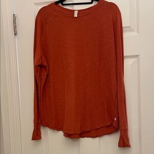 Zella Women's Long Sleeve Top in Rust